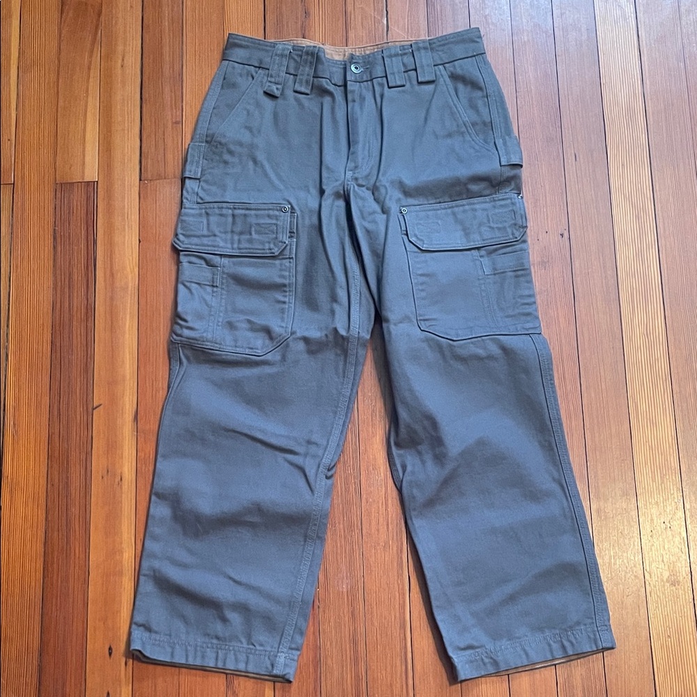 Duluth Charcoal Cargo Pants 32 x 30